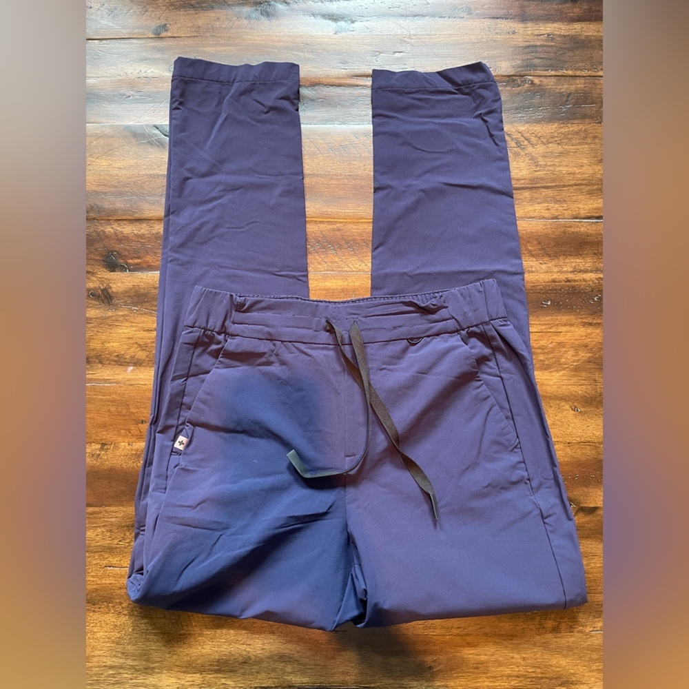 FIGS pro navy blue pants